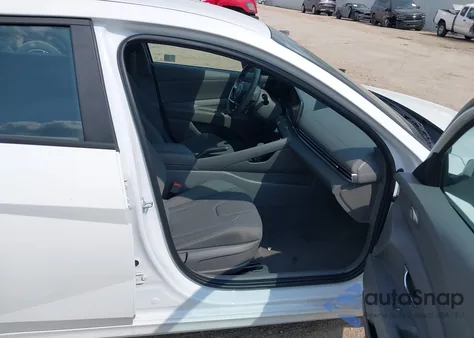 2024 Hyundai Elantra Sel из США, поврежденный, VIN KMHLM4DG8RU655153